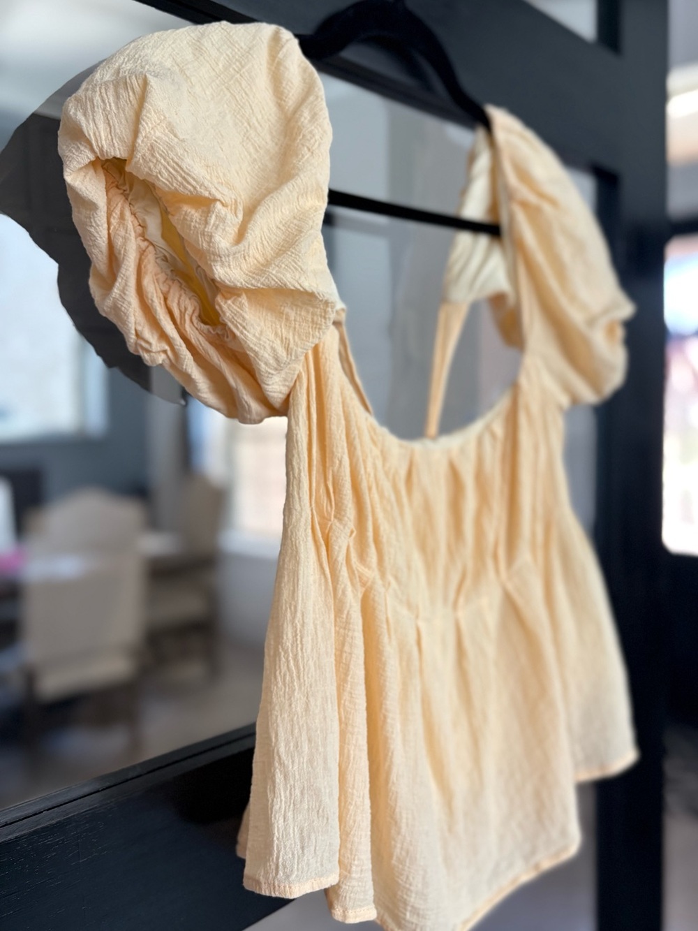 ASTR The Label Yellow Puff Sleeve Open Back Peplum Top Revolve Nordstrom - Small - Picture 4 of 9